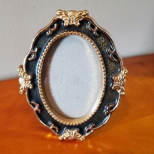 Ornate Green & Gold Oval Photo Frame Vintage